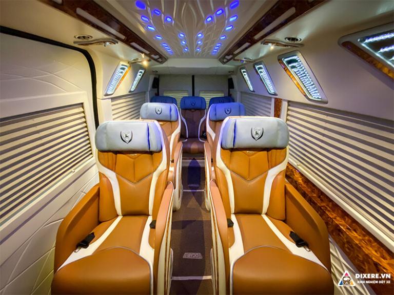 Vĩnh Quang mang đến dòng limousine chất lượng cao