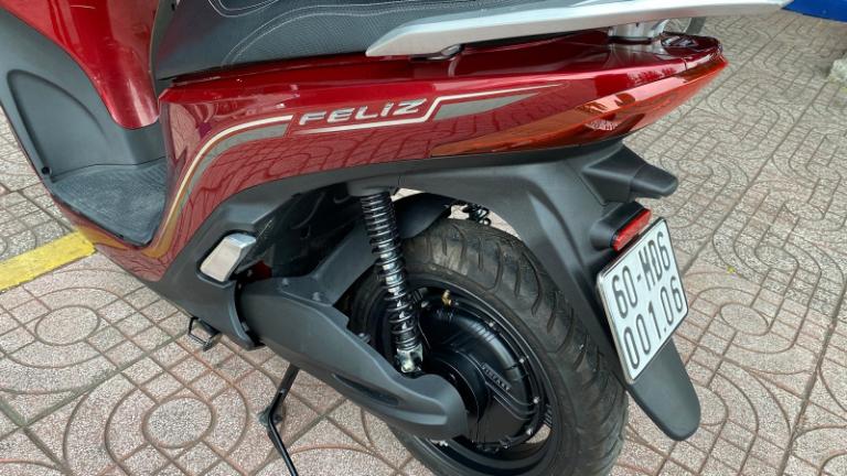 Xe máy điện công suất lớn, vận tốc nhanh, bắt buộc đăng ký và gắn biển số.