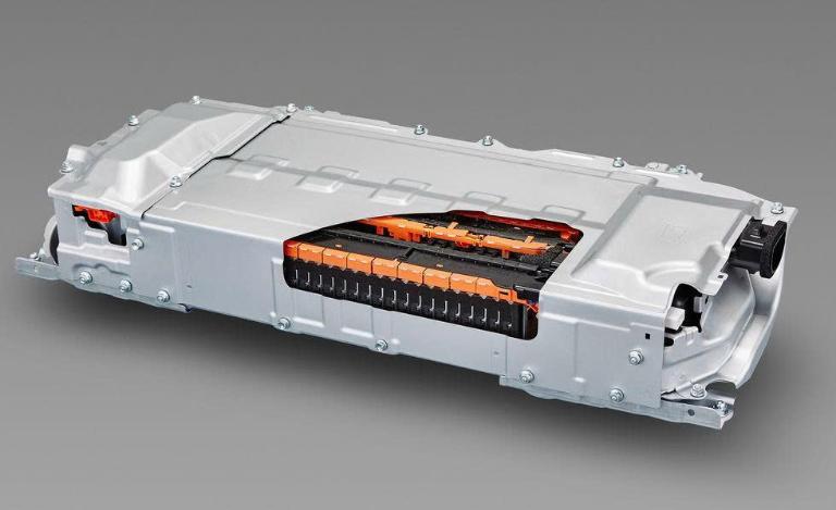 Pin Ni-MH từng phổ biến trước khi Li-ion lên ngôi, nay dần biến mất trên xe máy điện thương mại