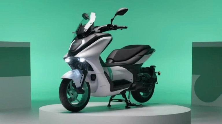Yamaha E01 nhỏ gọn, thích hợp di chuyển trong khu đô thị đông đúc