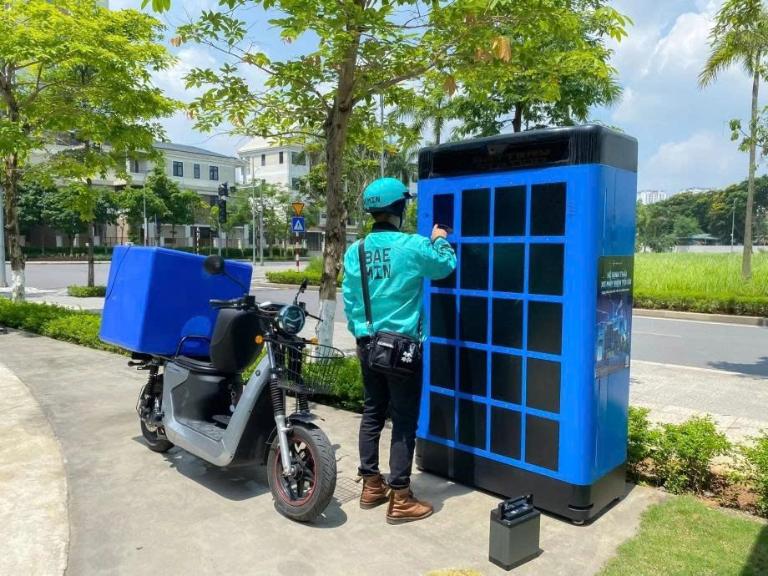 Xe máy điện bị pin yếu, chạy được quãng đường ngắn hơn trước là dấu hiệu cần đổi pin.