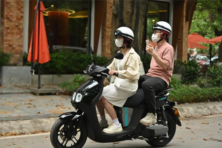 Xe máy điện dành cho học sinh, thiết kế nhỏ gọn với tốc độ tối đa dưới 50 km/h.