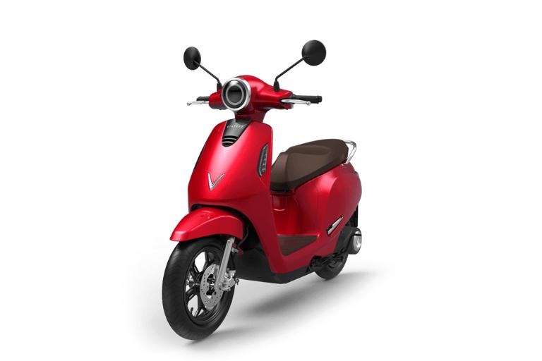 VinFast Evo200 Lite thiết kế hiện đại, sàn phẳng, phù hợp nữ dưới 1m60 đi phố.
