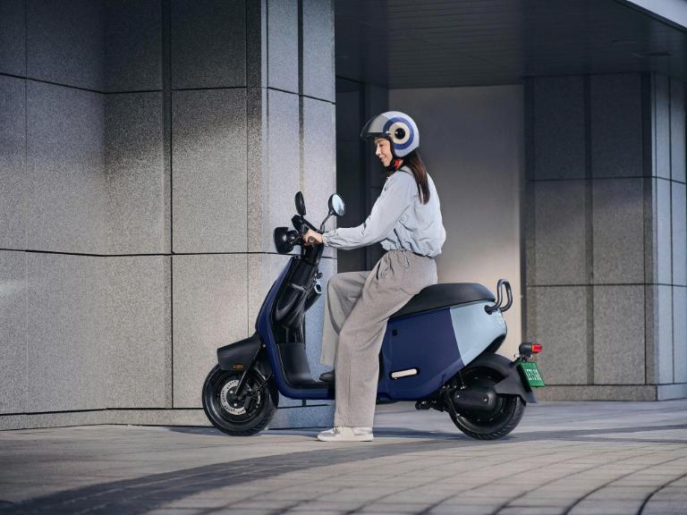 Hãy so sánh quãng đường tối đa mỗi lần sạc của các mẫu xe máy điện phổ biến hiện nay