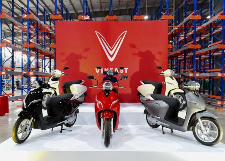 Trạm đổi pin VinFast giúp người dùng tiết kiệm thời gian sạc.