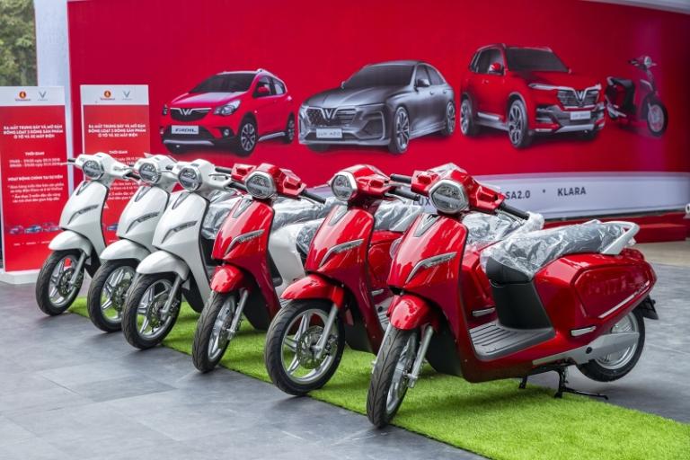Chụp ảnh xe máy điện khi nhận bàn giao giúp bạn tránh bị quy trách nhiệm sai khi trả xe.