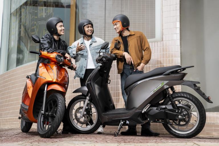 So sánh giá và điều khoản giữa các cửa hàng, đặt trước online để có giá tốt hơn