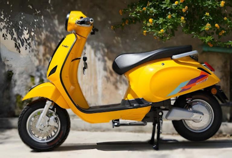 Bảng so sánh thời gian và chi phí vá lốp: xe điện nhanh – rẻ, xe tay ga lâu – tốn kém hơn.