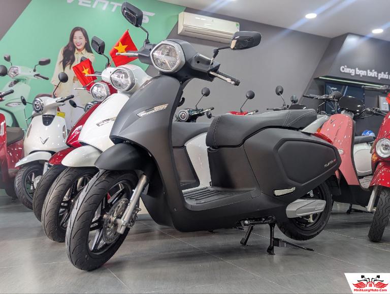 Kết nối Klara Neo với điện thoại để quản lý tình trạng pin và hành trình