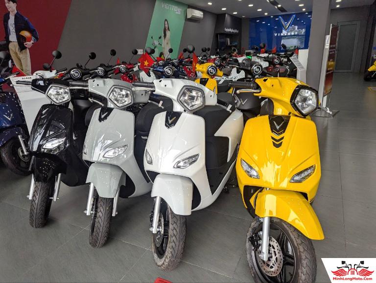 Khu vực trưng bày Vento Neo trong showroom – nhiều màu sắc và phiên bản cho khách lựa chọn