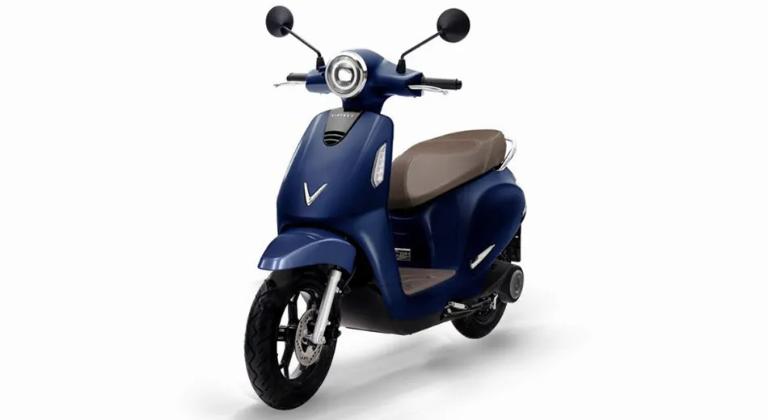 Evo Neo vận hành ổn định khi chở 2 người, dễ dàng vượt dốc cầu vượt hoặc các con đường dốc nhẹ trong thành phố.