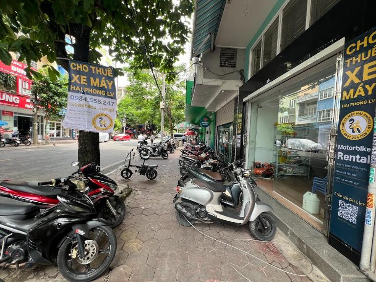 Cửa hàng thuê xe máy LV luôn có chính sách ưu đãi cho khách hàng thuê xe dài dạn.