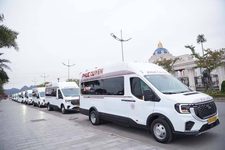 Phúc Xuyên là thương hiệu lớn gốc Quảng Ninh, limousine 10 chỗ tần suất cao. (Nguồn: Internet)