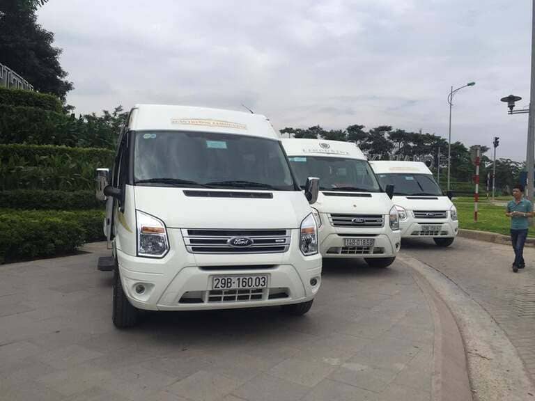 Xuân Trường Limousine chạy limousine 11 chỗ, trả tại Hòn Gai hoặc Tuần Châu, chuyên chuyến sáng. (Nguồn: Internet)
