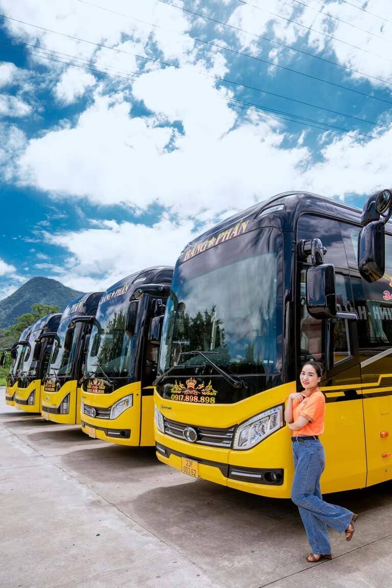  Bằng Phấn khai thác cabin cung điện 24 phòng, đạt 4.8/5 trên hơn 2.300 lượt, cao nhất tuyến. (Nguồn: Internet)