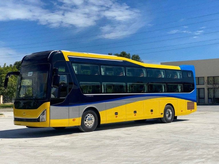 Xe Anh Tùng Limousine 9 chỗ tuyến Hà Nội - Móng Cái