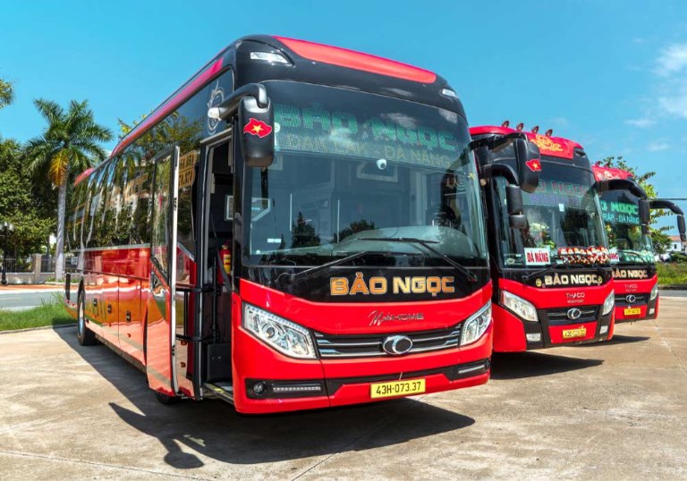 Xe Bảo Ngọc limousine giường phòng 22 chỗ có WC tuyến Sài Gòn - Đà Nẵng
