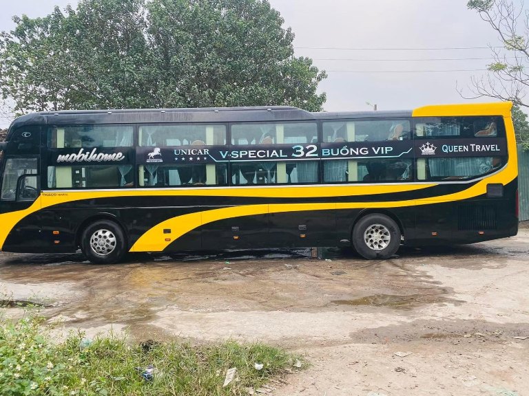 Xe Queen Cafe giường nằm và limousine tuyến Hà Nội - Huế