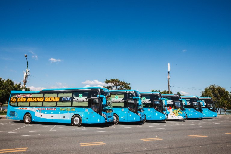 Xe Tân Quang Dũng limousine 22 phòng đôi có WC tuyến Hà Nội - Huế