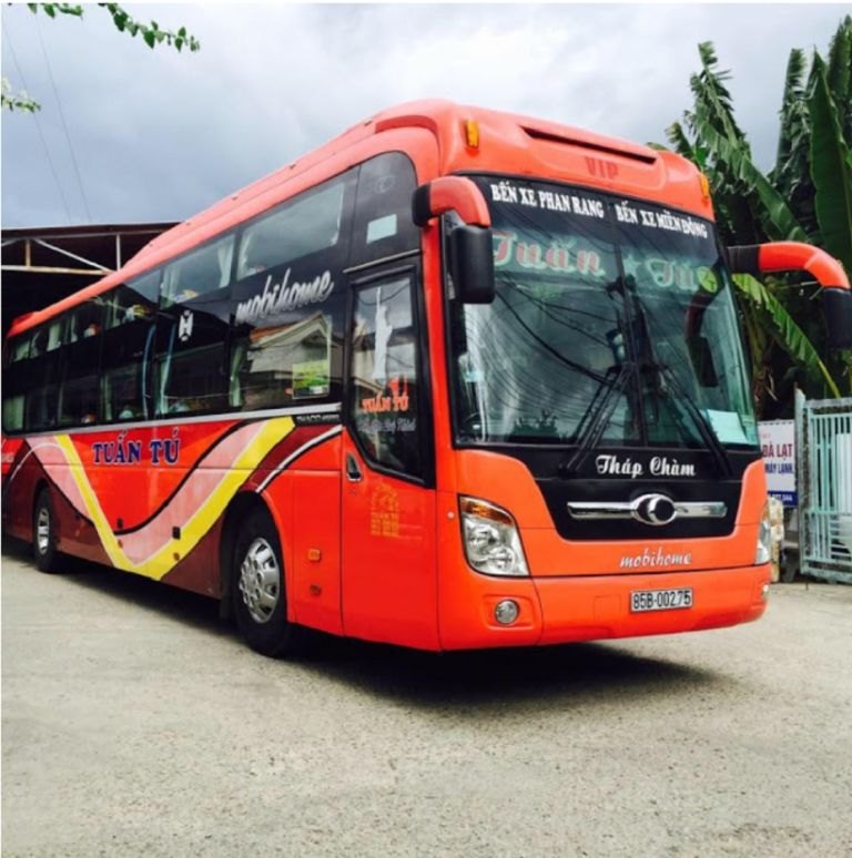 Xe Tuấn Tú limousine 34 phòng đơn tuyến Sài Gòn - Ninh Thuận (Phan Rang)